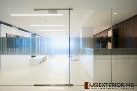 Usi Exterior Sticla